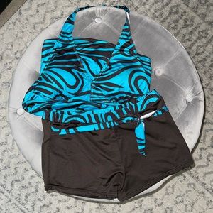 Two piece swimsuit; Size L